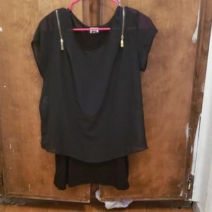 Black short sleeve shirt